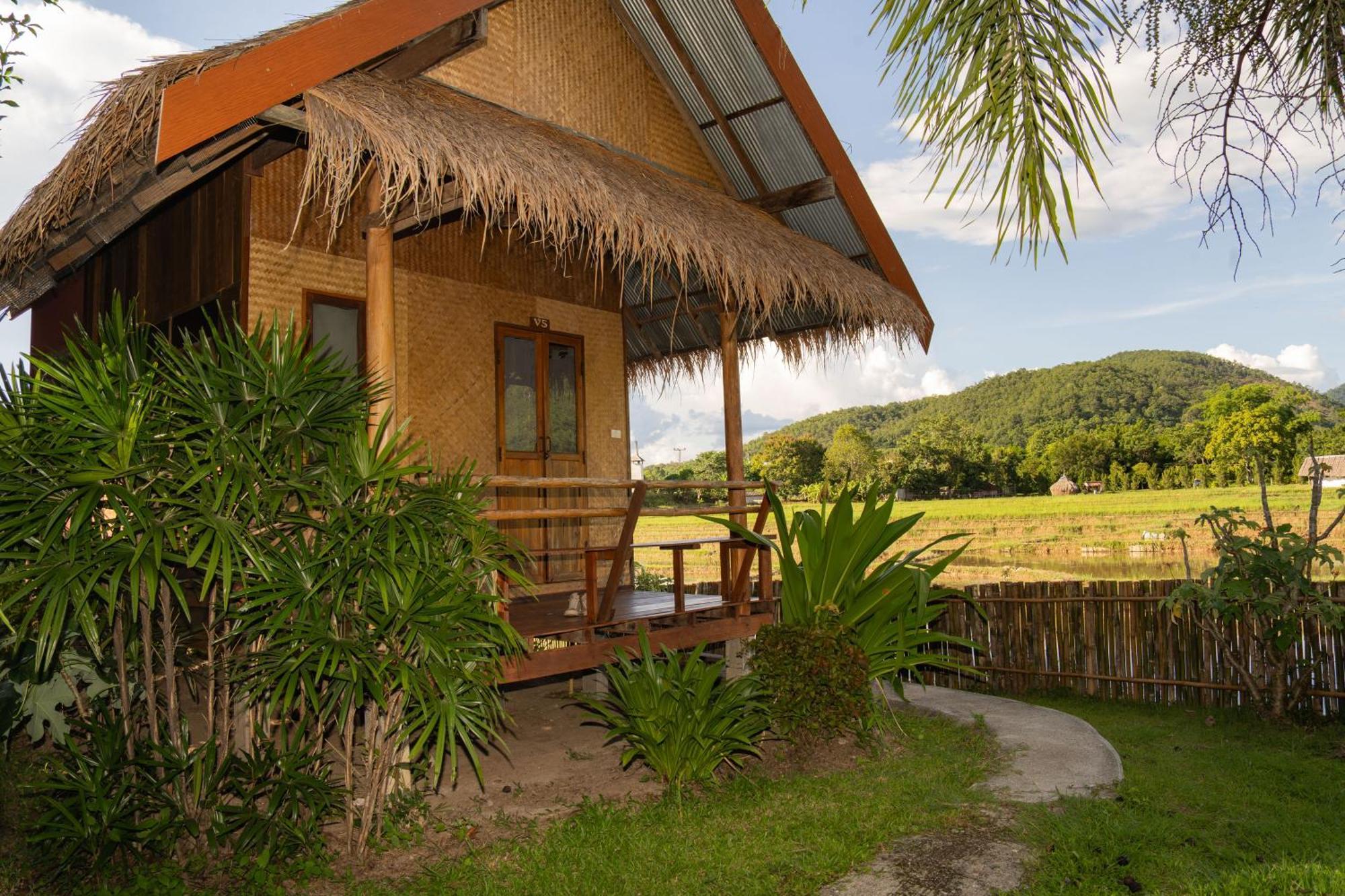 Butterfly Hostel, Пай Екстер'єр фото