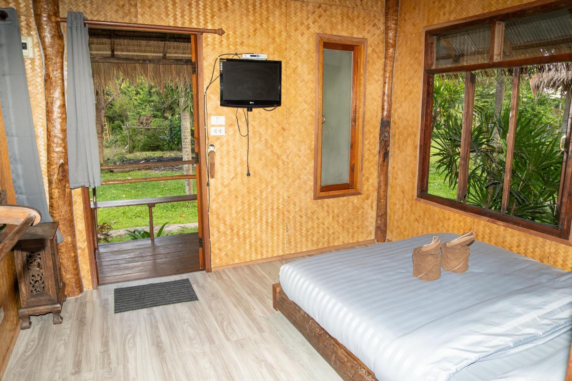 Butterfly Hostel, Пай Екстер'єр фото