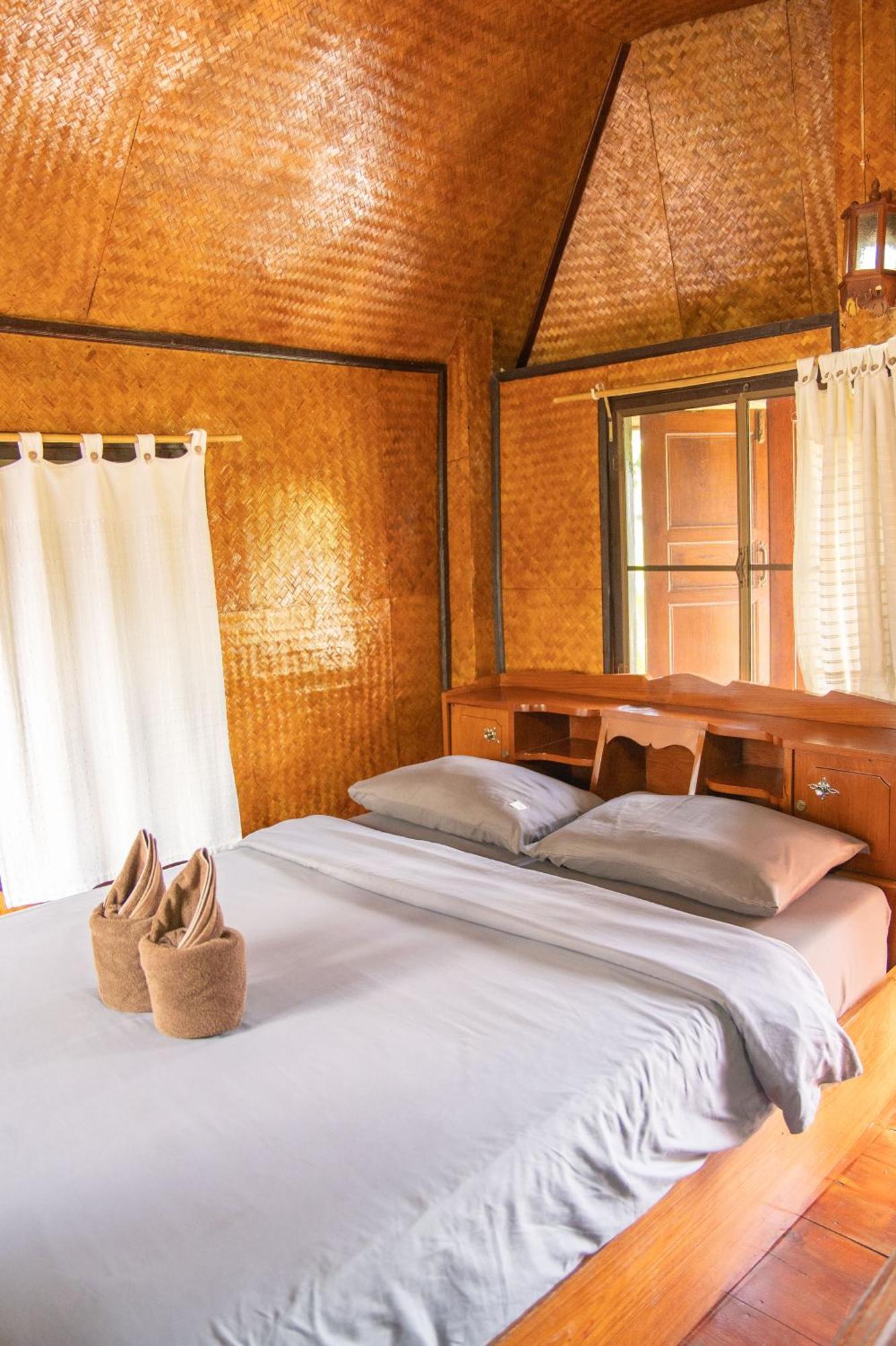 Butterfly Hostel, Пай Екстер'єр фото