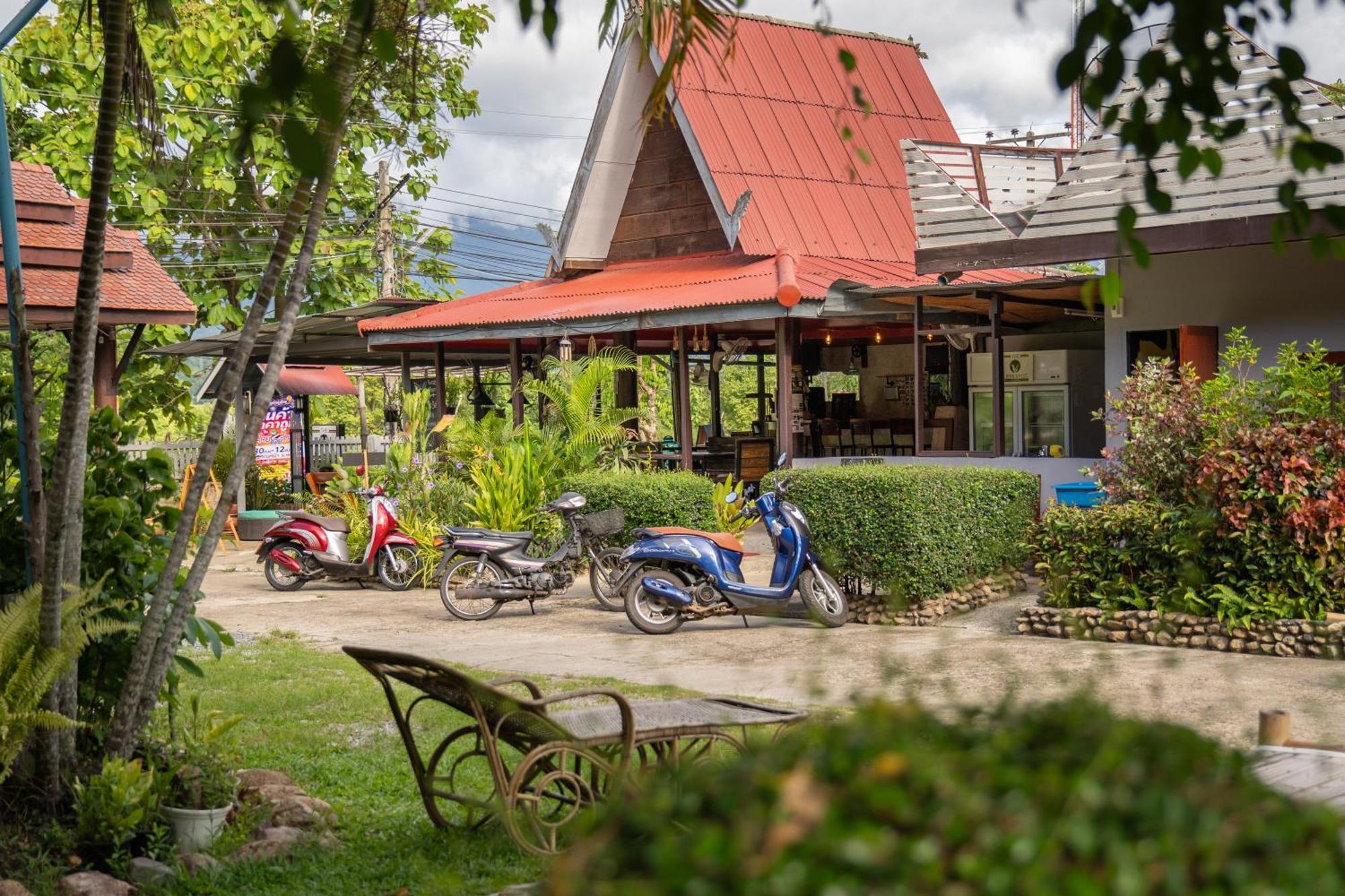 Butterfly Hostel, Пай Екстер'єр фото
